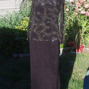 JESSICA HOWARD VINTAGE  LONG GOWN- SIZE 6